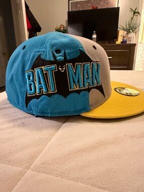 New Era Batman 59FIFTY Snapback Hat - Teal, Gray & Yellow